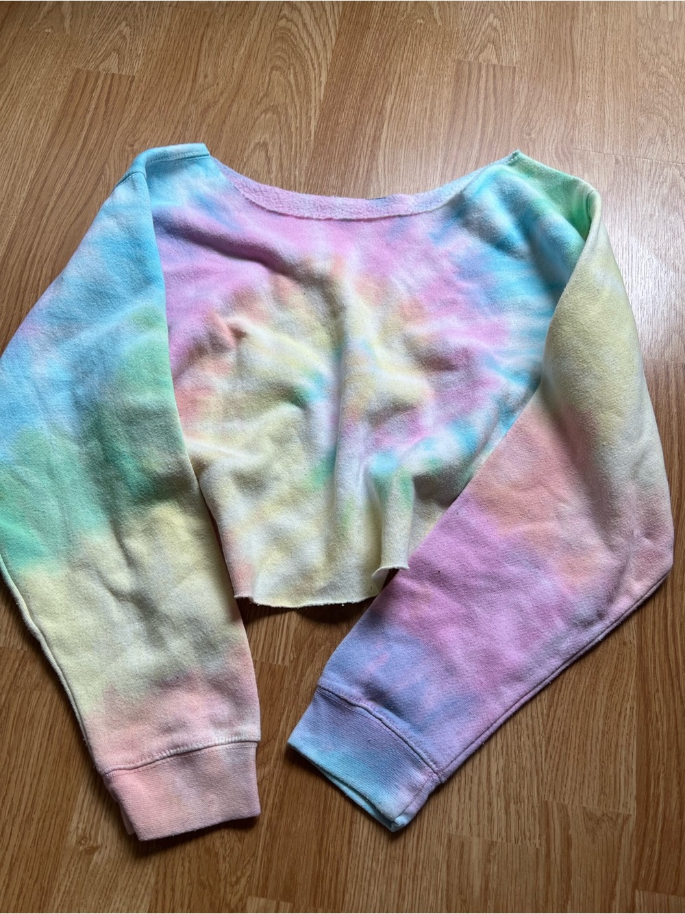 Pastel Tie-Dye Cropped Sweatshirt